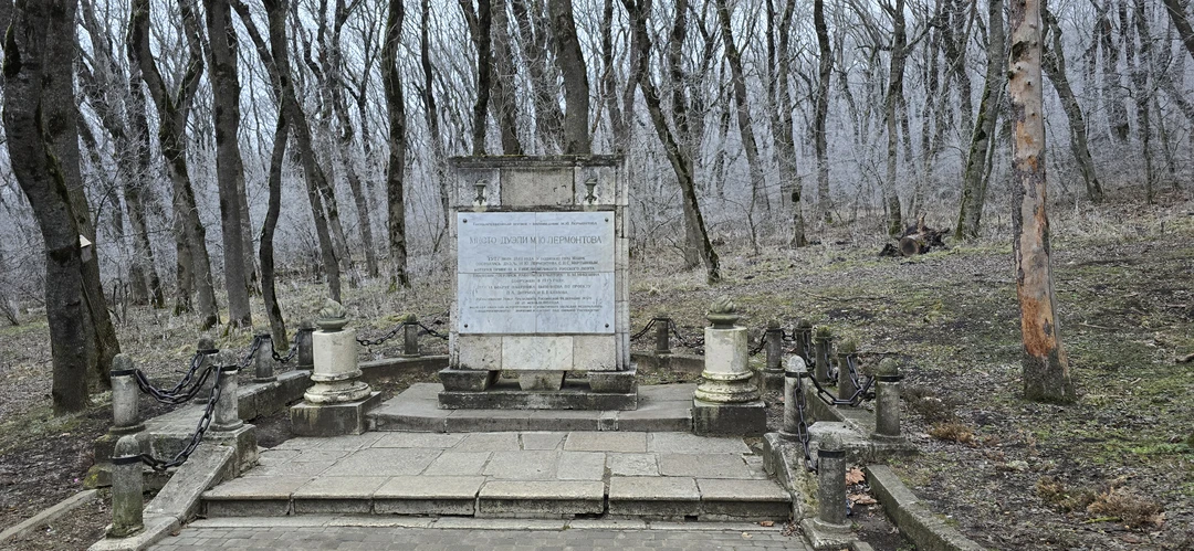 Посетили данную экскурсию 22.02.2026. Нам она очень понравилась! Спасибо Александру за качественное сопровождение экскурсии. Познавательно, не