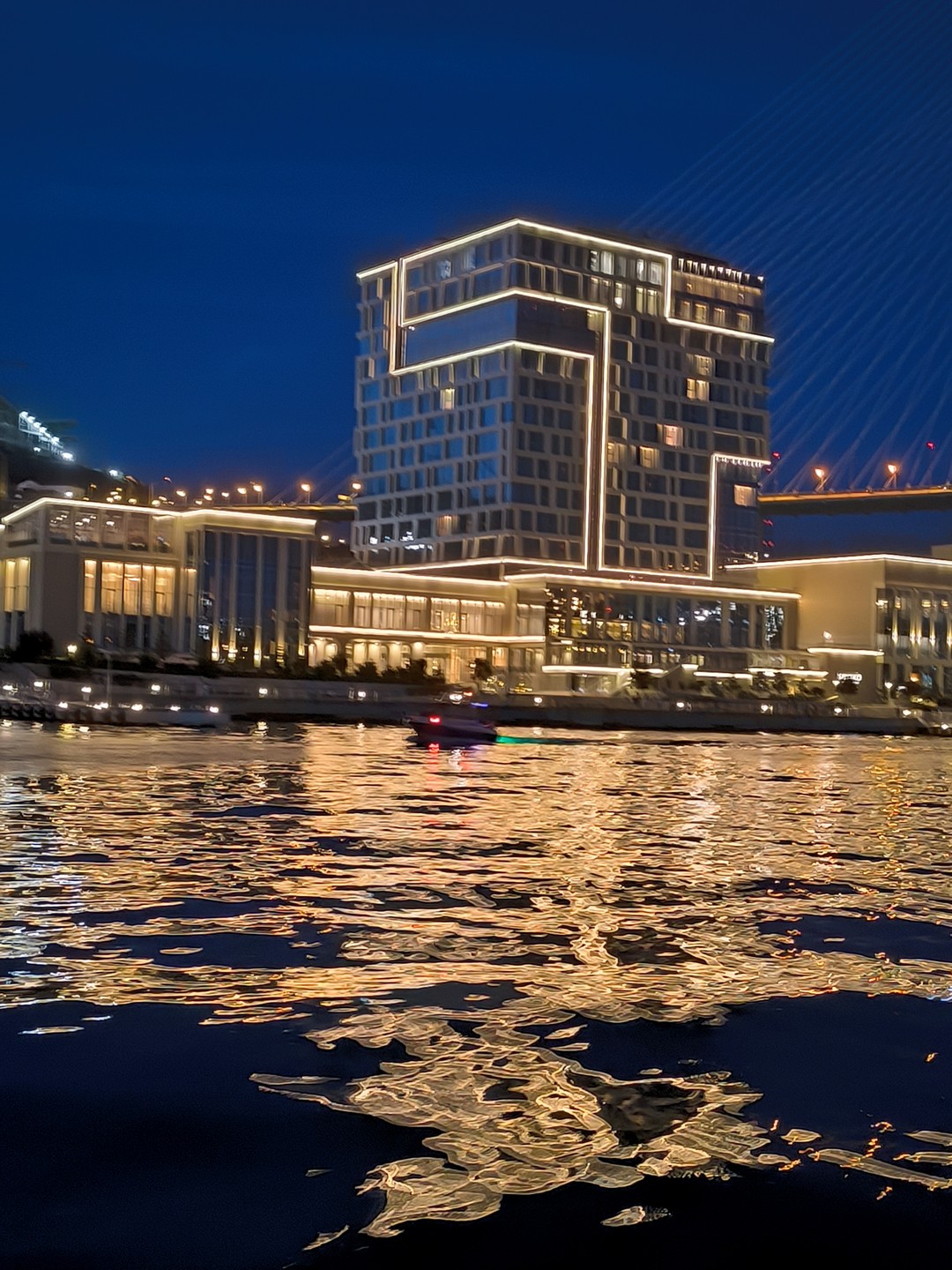 Всё понравилось. Прогулка прошла в непринуждённой обстановке. Фото конечно получились отличные и виды оооочень красивые