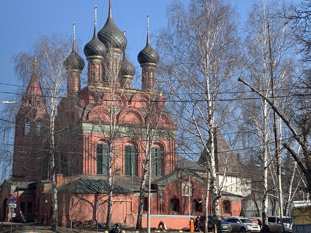 Экскурсия Ярославль-Кострома в один день очень понравилась,масса впечатлений,большой обьем информации,комфортное передвижение на автомобиле. Огромное спасибо гиду