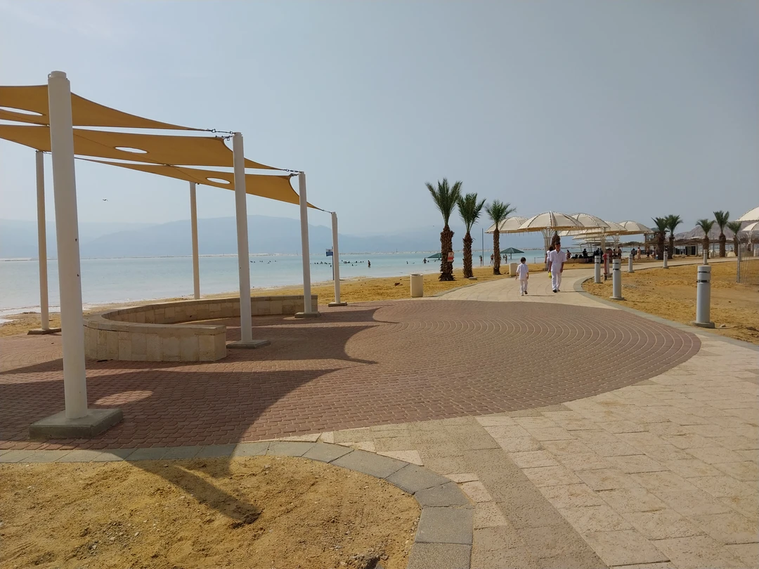 Однозначно рекомендуем всем! Профессионалы своего дела. Всё продумано до мелочей. Получилась замечательная экскурсия. Посетили все основные