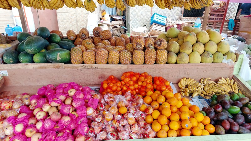 Пикник у водопада Канумантад и пещерный бассейн