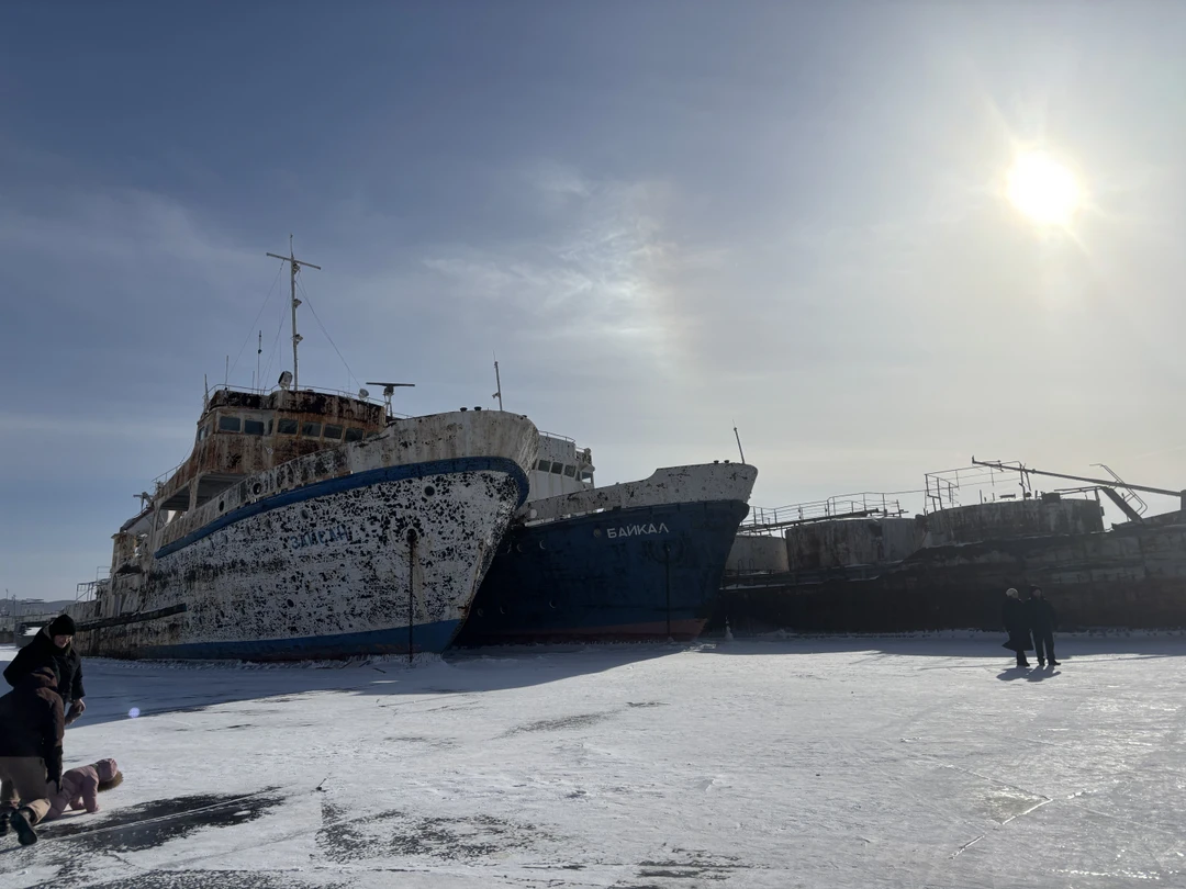 Очень умный и начитанный гид, всю дорогу провели за интересным разговором