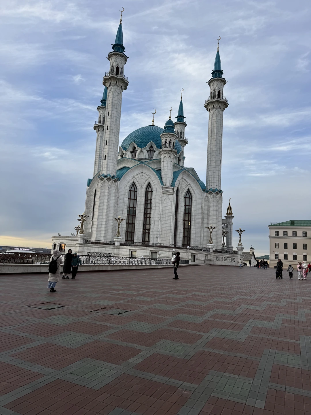 Спонтанно нашли экскурсию и нам повезло. Очень познавательно, спасибо! 3,5ч идеально 👌