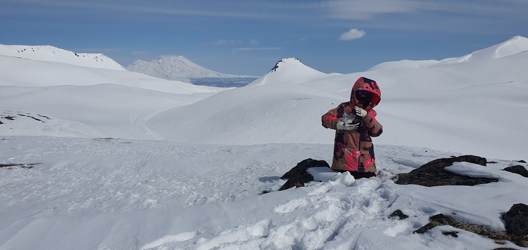 Алексей отличный гид! Мы были с детьми 7 и 9 лет, они почти всё время сидели
