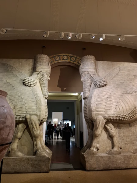 Великолепно организованная экскурсия. Четкая структура, легкая навигация. Дает возможность получить общее, емкое впечатление от всего музея