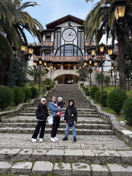 Хочу поделиться своими впечатлениями в увлекательное путешествие в замечательную страну Абхазию😊🥰 Наш гид Мадина, это просто