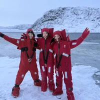 Фото отзыва 2: экскурсия "Искупаться в Баренцевом море: айсфлоатинг в Териберке"