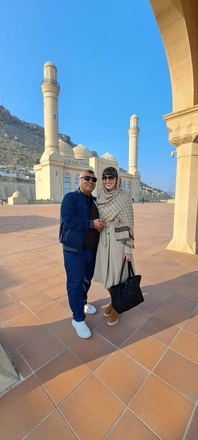 Добрый день. Хочу поблагодарить нашего экскурсовода Рашада. Мы брали с подругами несколько экскурсий. Обзорную по городу