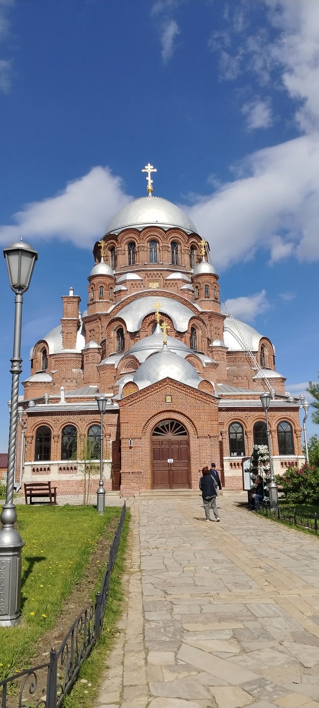 Отличная экскурсия, отличный гид с прекрасным именем Ландыш. Очень интересно. Информативно и ненавязчиво. Было свободное время