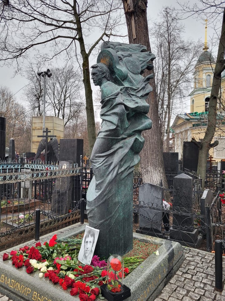 Тайны Ваганьковского некрополя (Ольга)