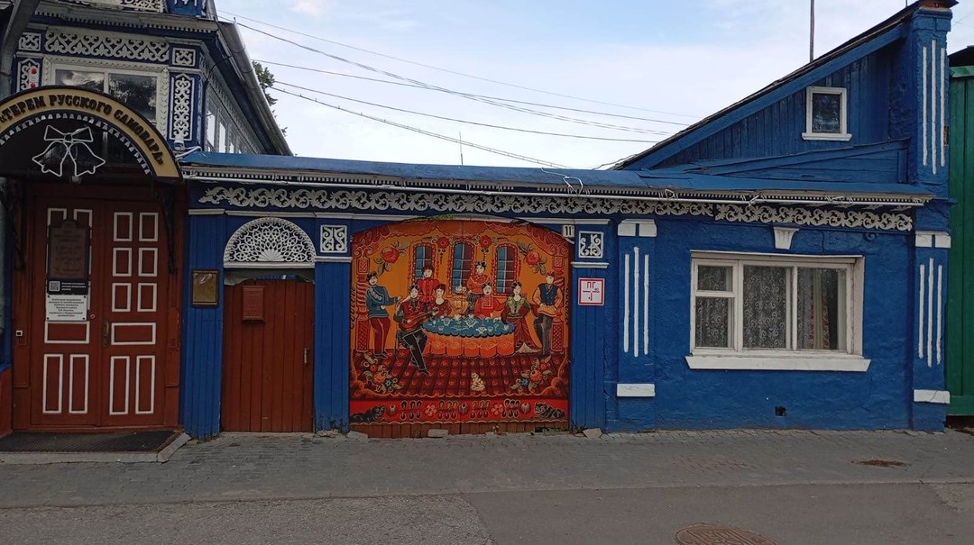 Наше путешествие из Москвы в Казань продолжалось. Мы сделали остановку в городе Городец, Нижегородской области. Взяли
