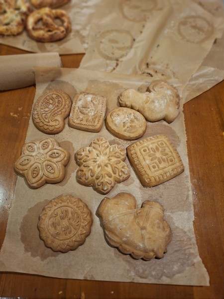 Отличный мастер-класс. И детям и взрослым очень понравилось. А варенье из жимолости- отдельный шедевр! Большое спасибо. Очень рекомендую