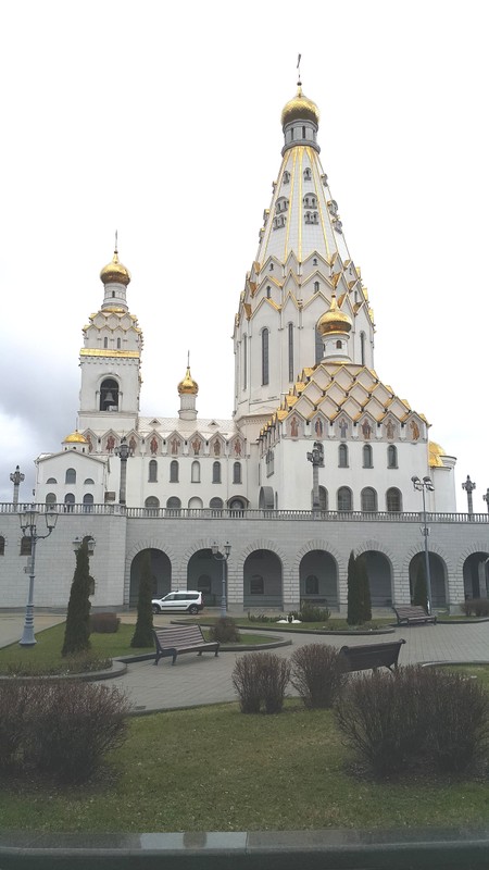 Город как птица феникс: автопешеходная экскурсия по Минску