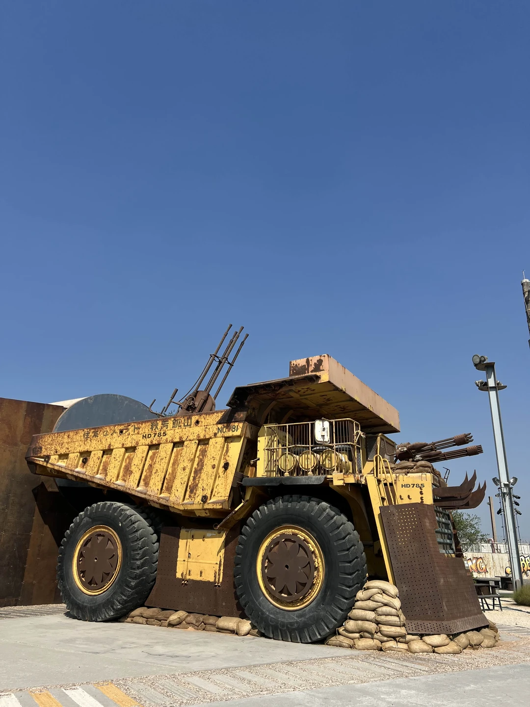 Хочется выразить благодарность Фаруху, который всегда был на связи, все подробно рассказал т подготовил к экскурсии