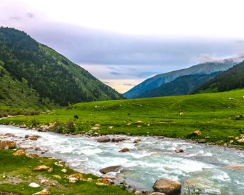 Григорьевское ущелье и горячие источники