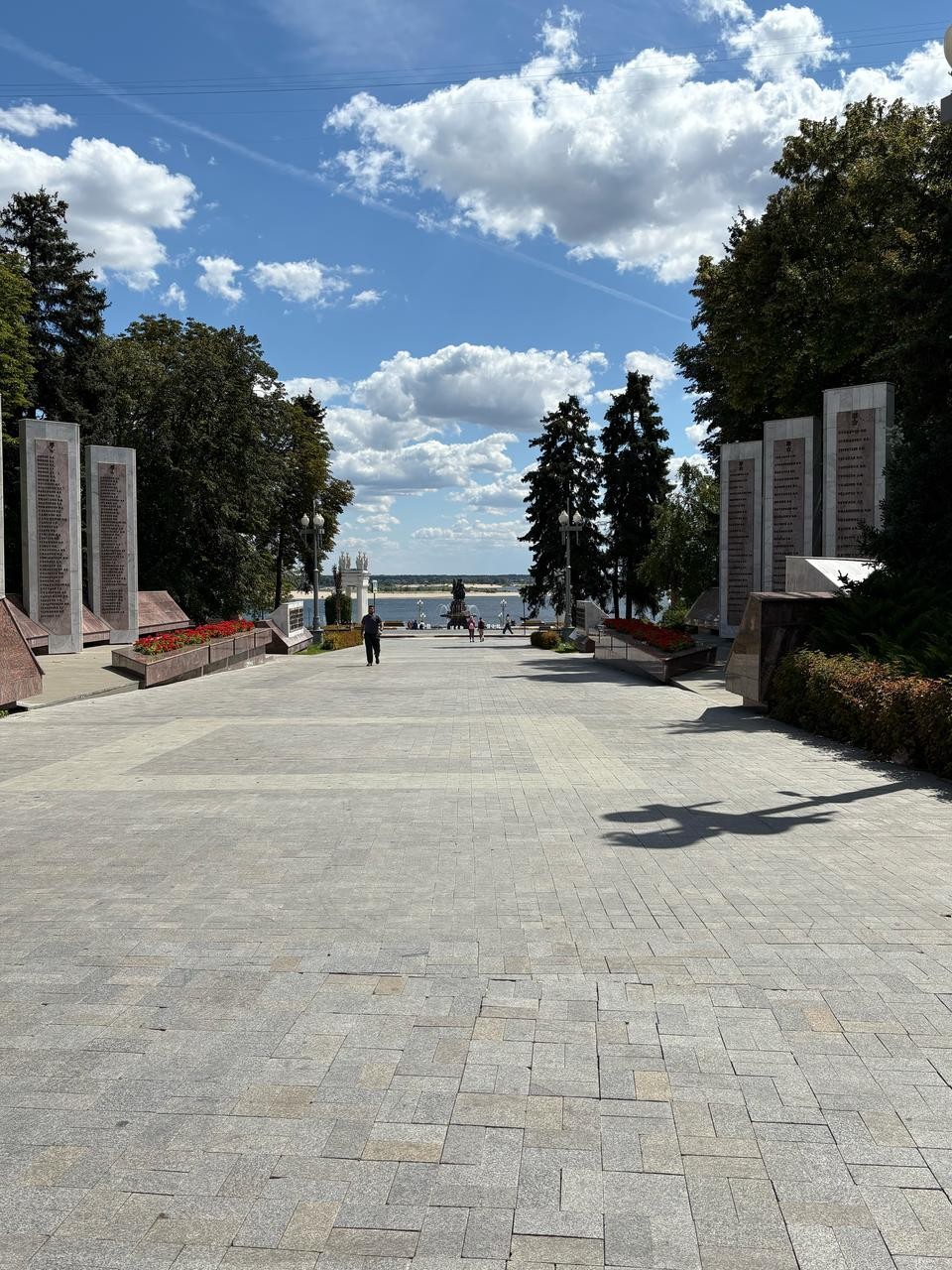 Экскурсия очень интересная и насыщенная. Всем довольны, спасибо. Рекомендую