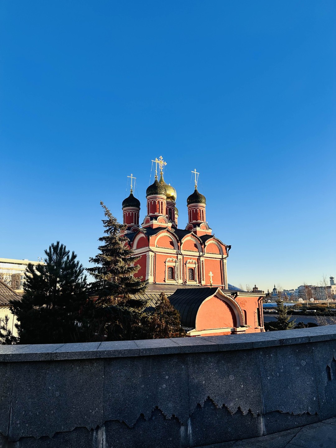 Шикарна экскурсия,рекомендую всем кому интересна история!