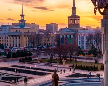 Встреча, размещение в гостинице, ужин-знакомство