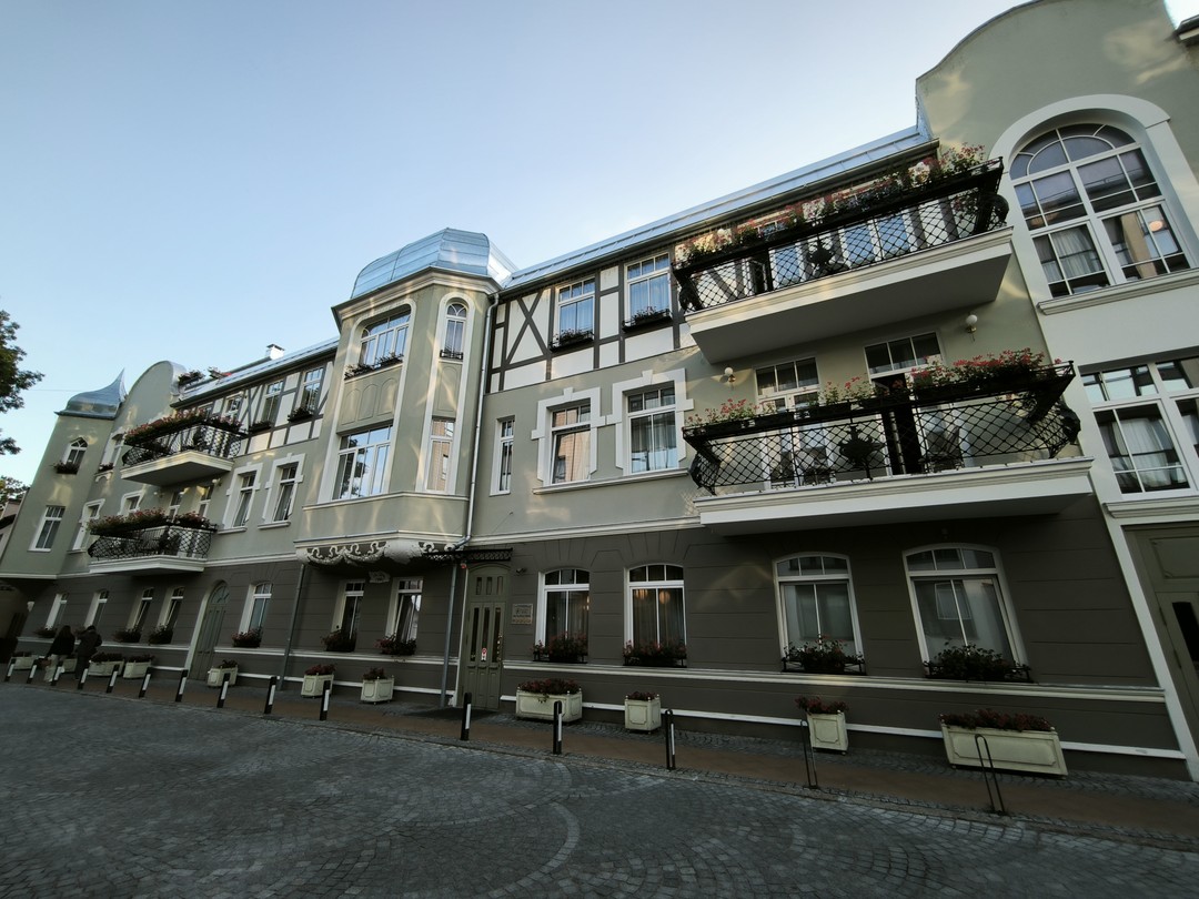 Прекрасная экскурсия, очень рады, что была мини-группа, без толп людей на автобусе с 50+ человек. Очень