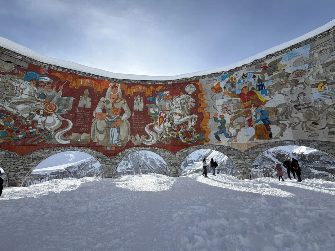Удивительной красоты горы, впечатляющие виды, море впечатлений и огромное желание вернуться теперь в теплое время года