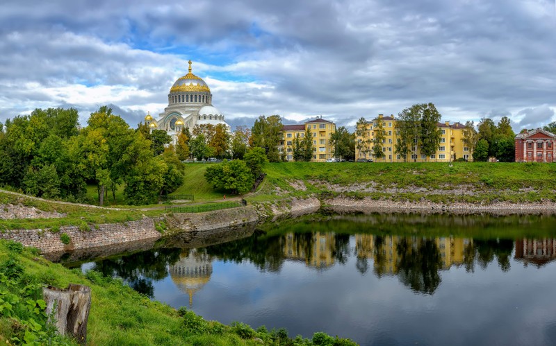 Фото - Экскурсия: "Из Санкт-Петербурга в Кронштадт в мини-группе"