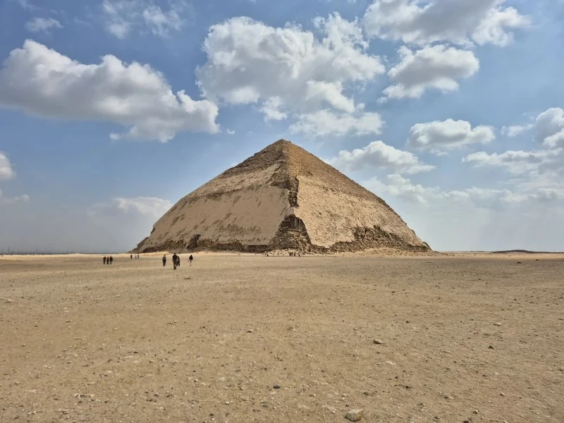 Отличная программа двухдневной экскурсии. Полное погружение в историю Египта и Каира в частности. Замечательный гид Ахмед