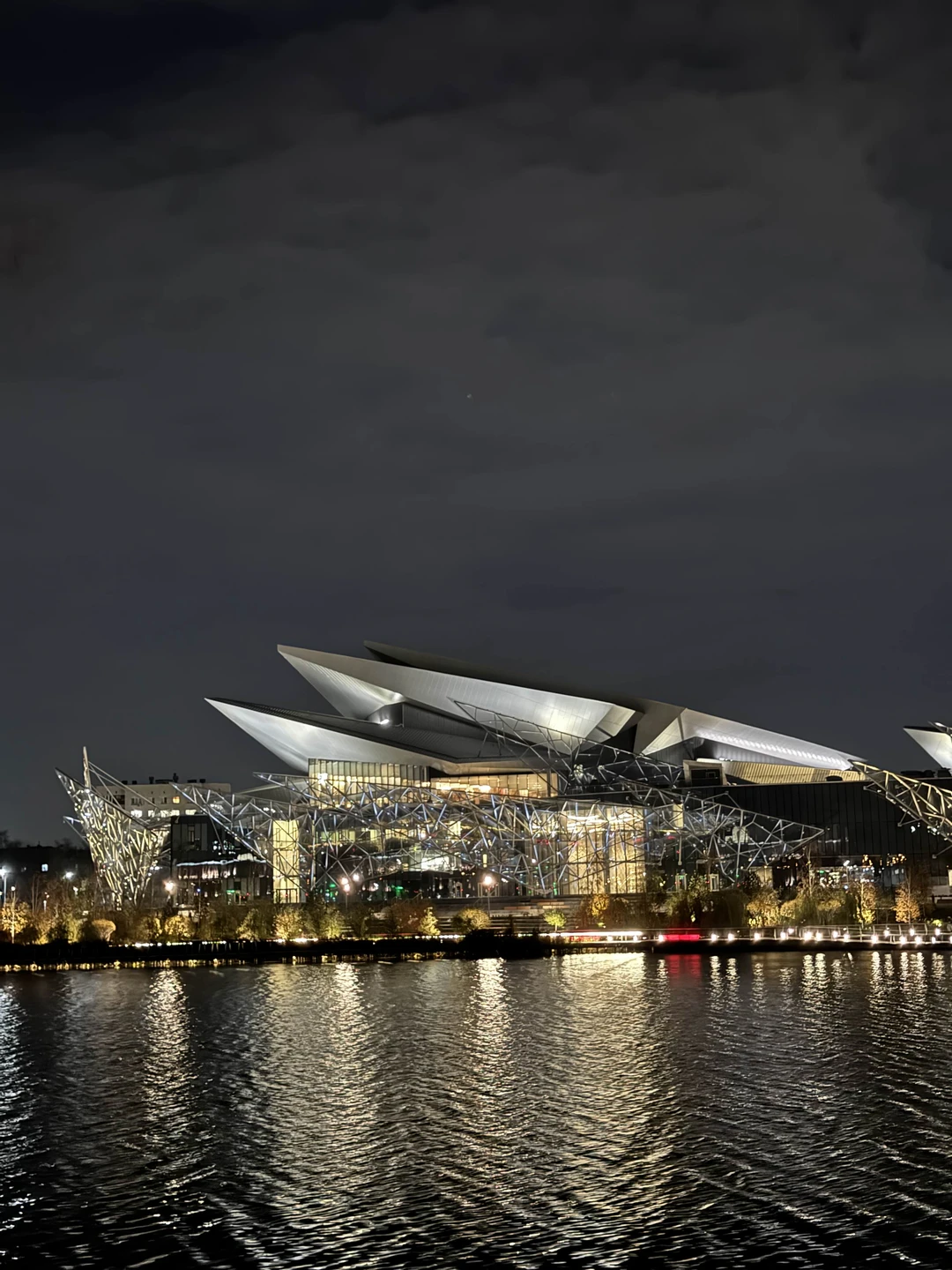 Прогулка по вечерней Казани, то что нужно для первого экспресс-знакомства с городом. А в компании с