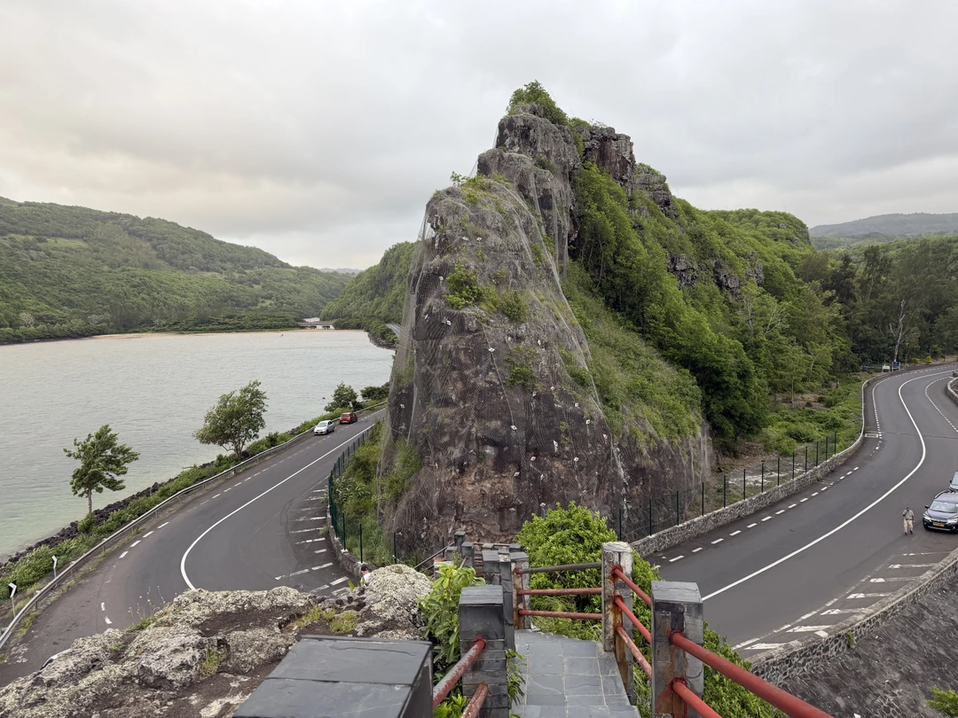 Экскурсия очень понравилась! Очень рекомендую! Анна показала места, от красоты которых дух захватывало. По-настоящему влюбились в