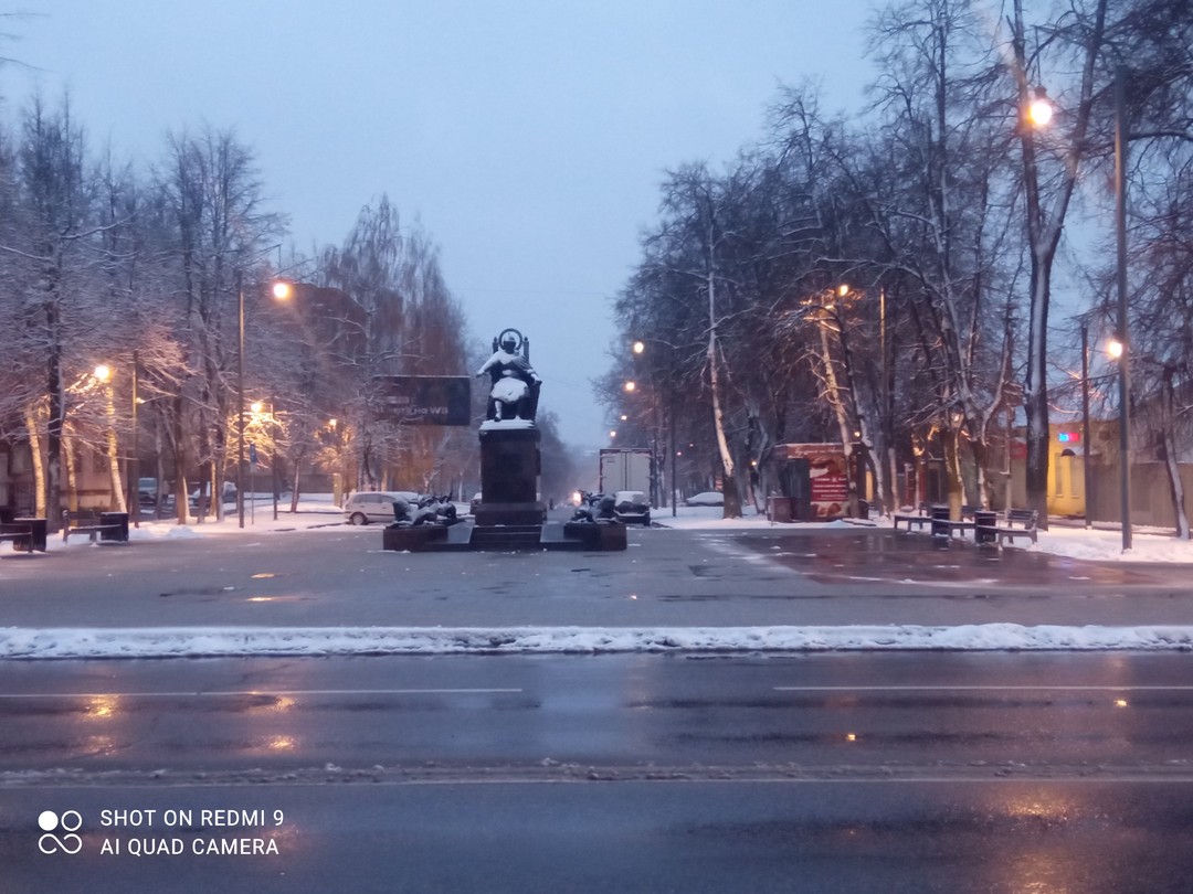 Очень интересная экскурсия, проникнутая обширными знаниями и юмором гида. Круговой маршрут без повторений и возвратов, масса