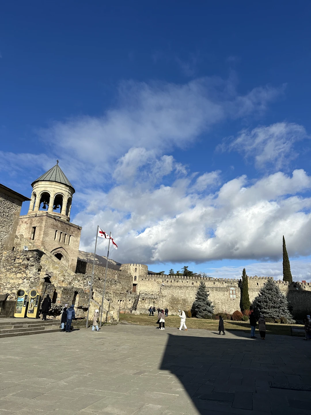 Большое спасибо Михаилу за красивое путешествие,интересный рассказ и комфорт в пути