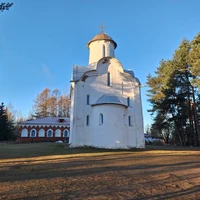 Фото отзыва 1: экскурсия "Окрестности Великого Новгорода: Юрьев монастырь и музей «Витославлицы»"