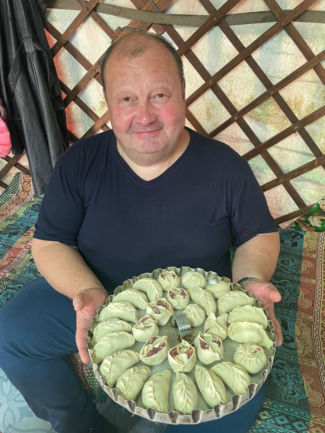 Путешествовали 29-31 августа на внедорожнике по Бурятии и Монголии с представителем компании Андреем. Поездка прошла в