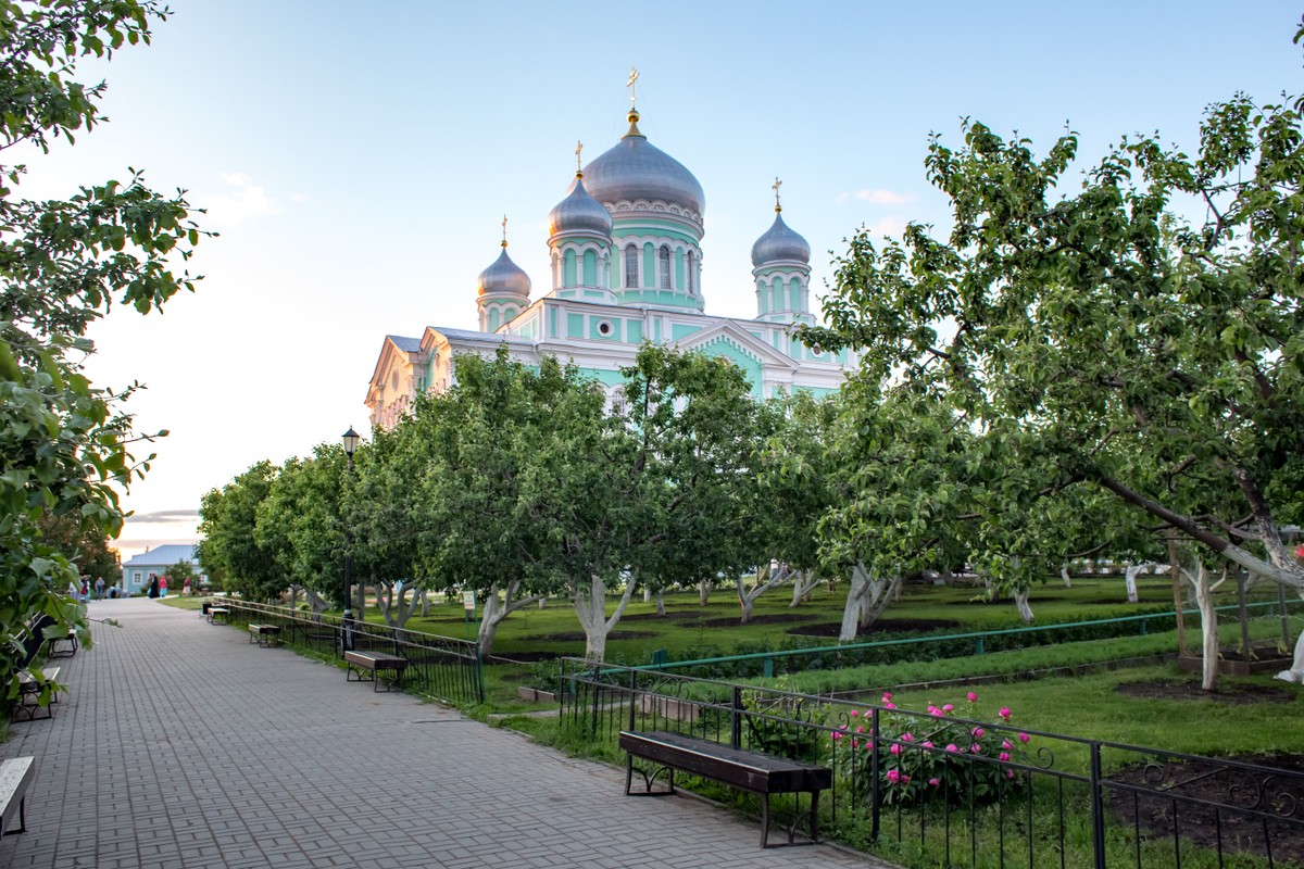 Главное изображение экскурсии - Арзамас + Дивеево: из Нижнего Новгорода на авто