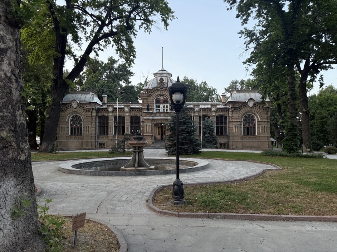 Ташкент 3 в 1: Старый город, Ташкент-Сити и обед в центре плова (Александр)