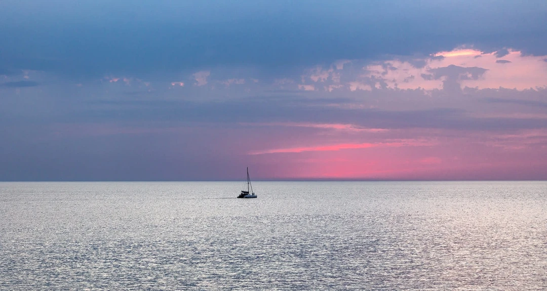 озеро в&nbsp;казахстане