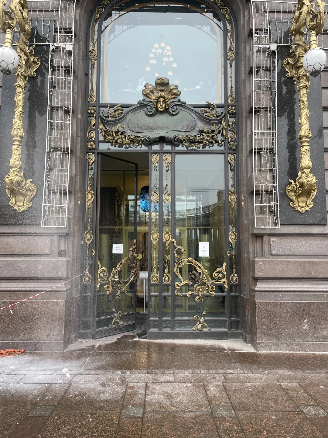 Были в Питере и почитав отзывы остановились на этом варианте