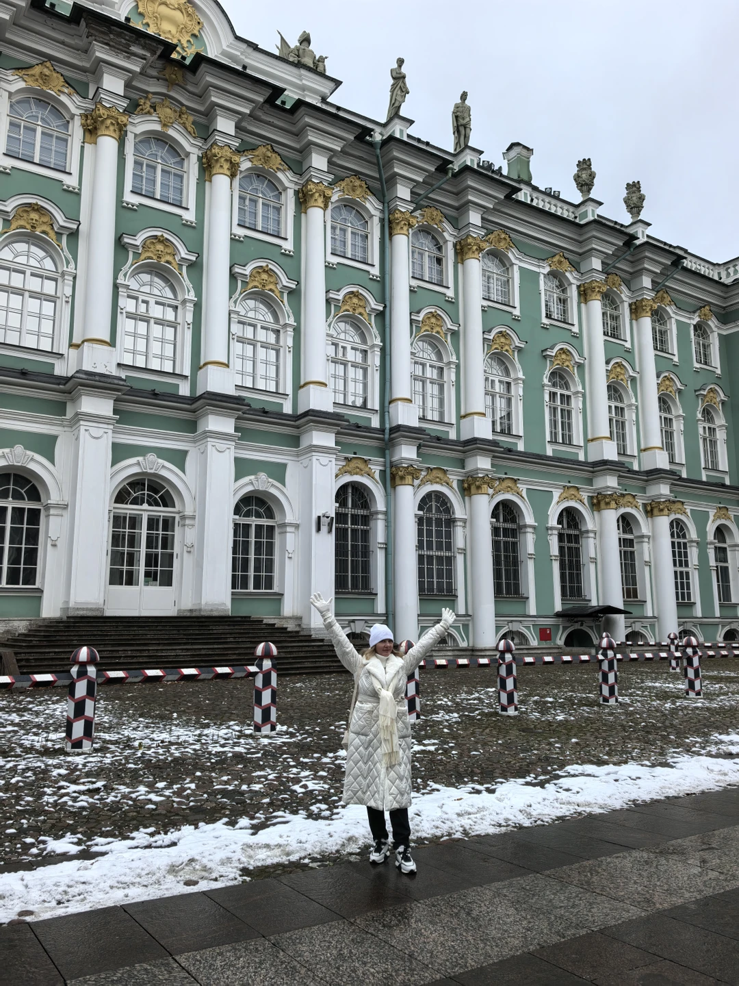 Хочу выразить свою благодарность за прекраснейшую экскурсию по Эрмитажу. Понравилось всё, от начала бронирования у Марии