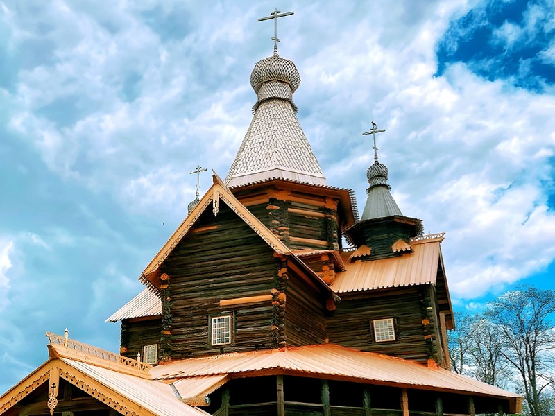 Автобусная экскурсия из СПб в Великий Новгород