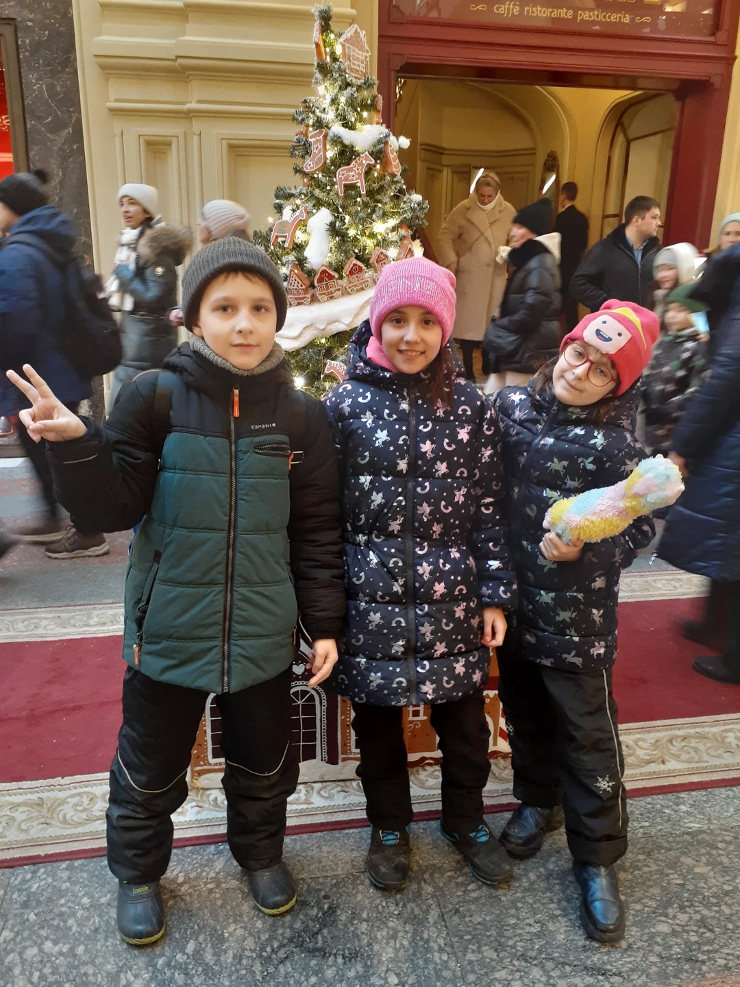 От Рождества до Ёлки: о зимних праздниках и их традициях (Алиса)