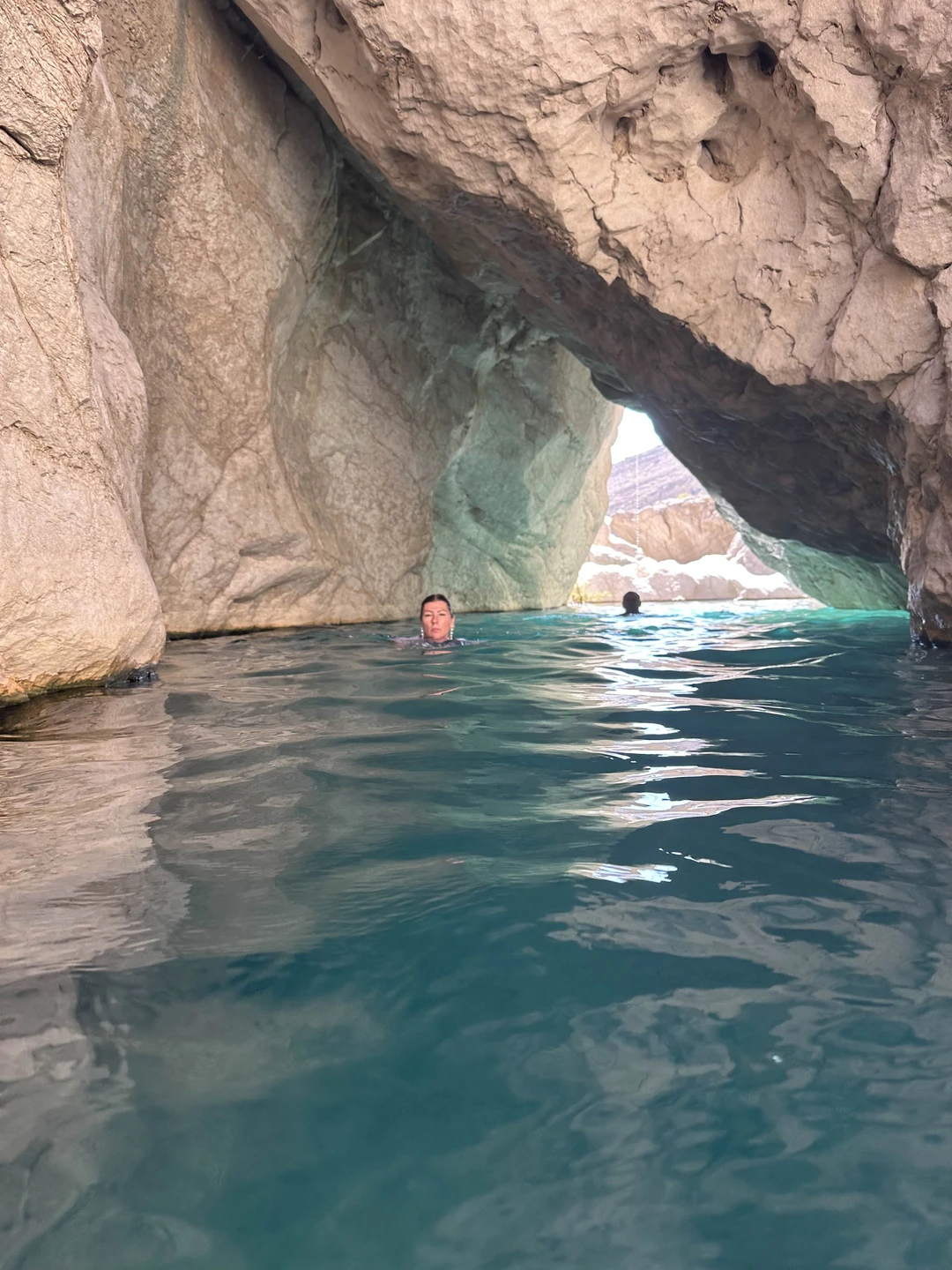 Чудесное яркое путешествие, контраст в природе и в эмоциях! И купания и гонки на джипах по