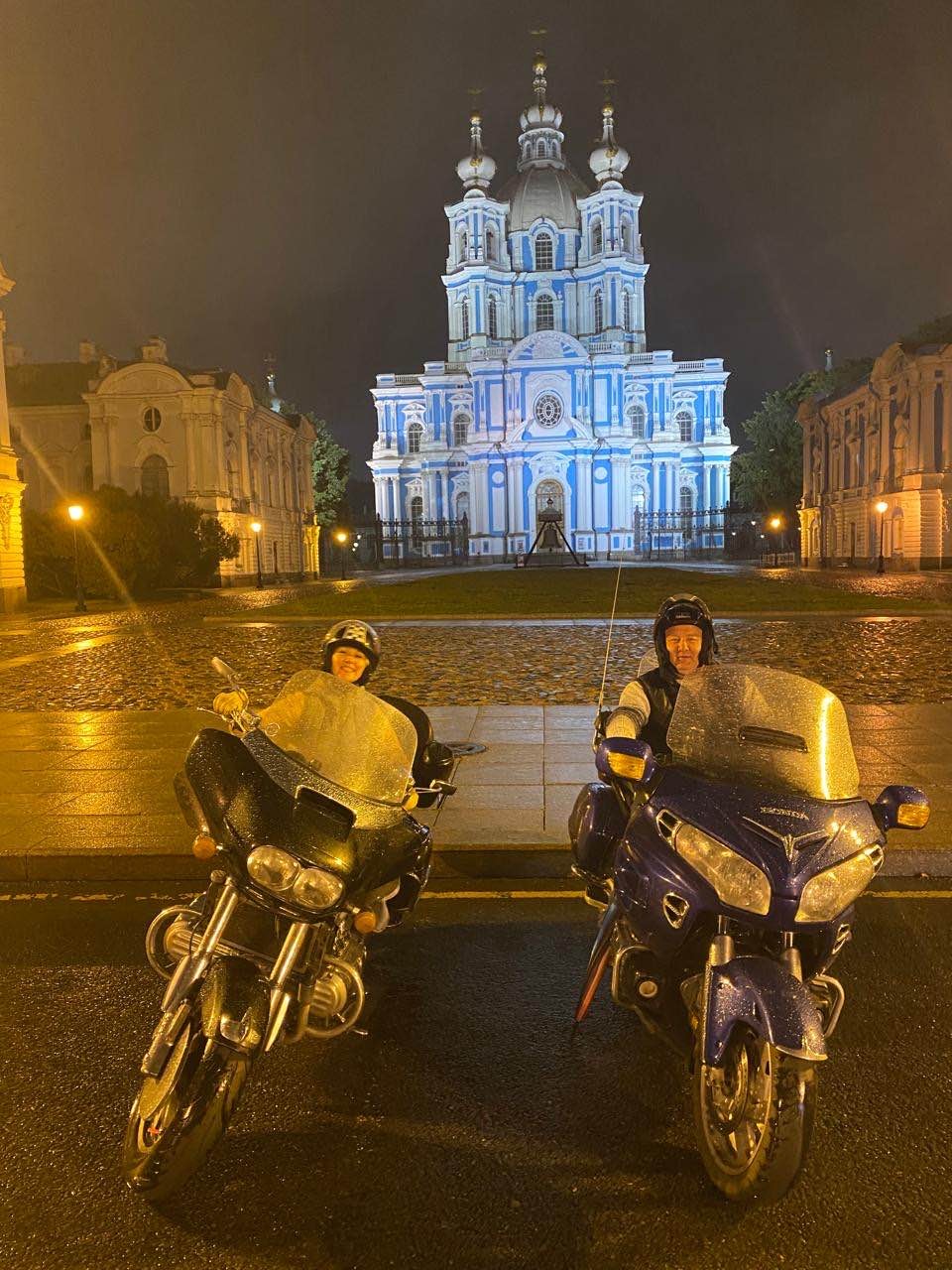 На мотоцикле по вечернему Питеру или к разводным мостам (Елена)