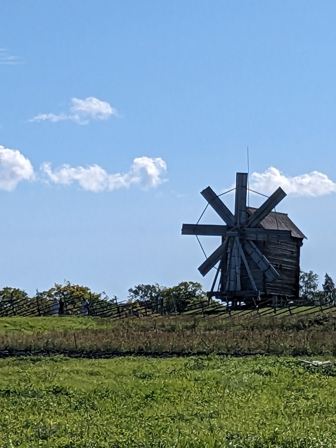 Замечательная поездка, все организовано четко! Не скучали ни минуты, везде были супер экскурсоводы, один другого лучше,