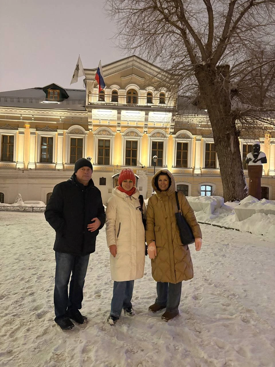 Благодарим за экскурсию!!! Два часа прошли незаметно, было очень интересно и весело. Услышали много нового о