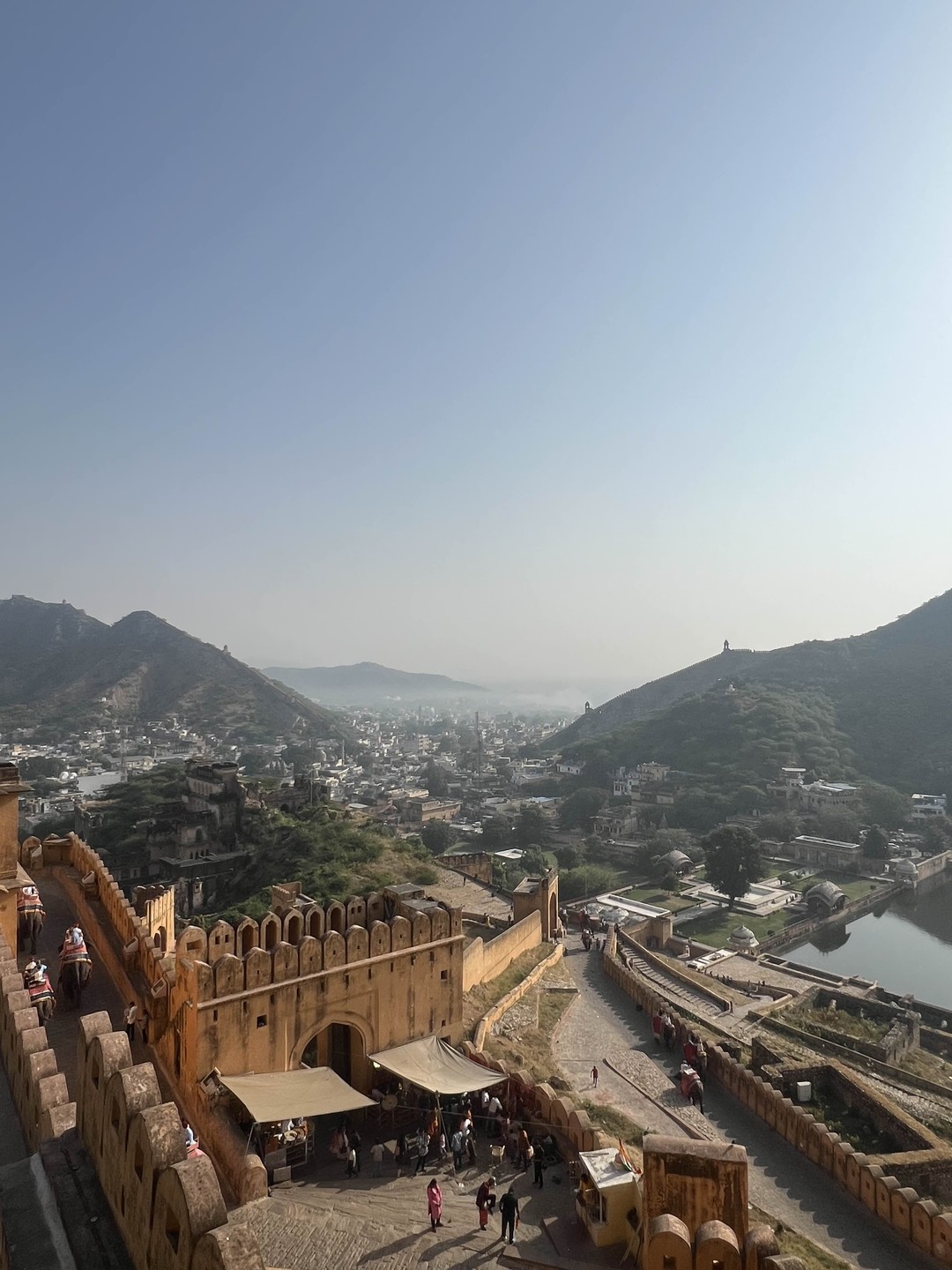 Для меня основной причиной поездки в Индию было посещение Тадж Махала. Хорошо, что мы решились на