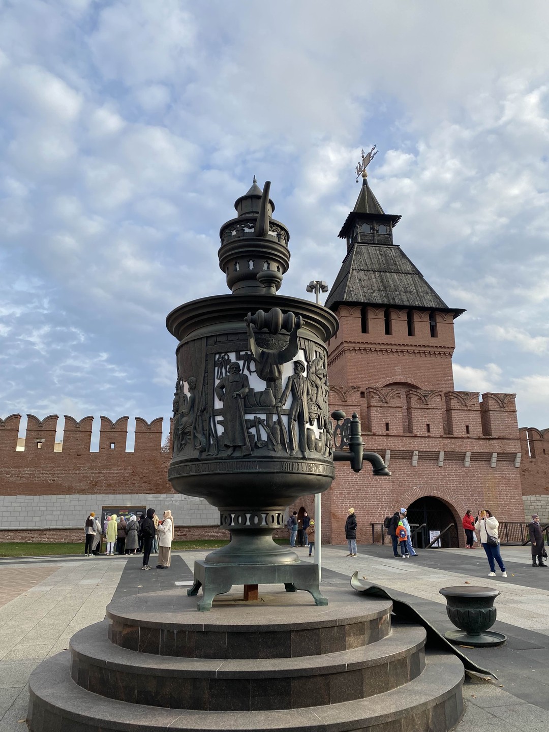 Экскурсия очень понравилась, спасибо гиду Лилии, было интересно слушать и познавать историю города. Настоятельно рекомендуем!