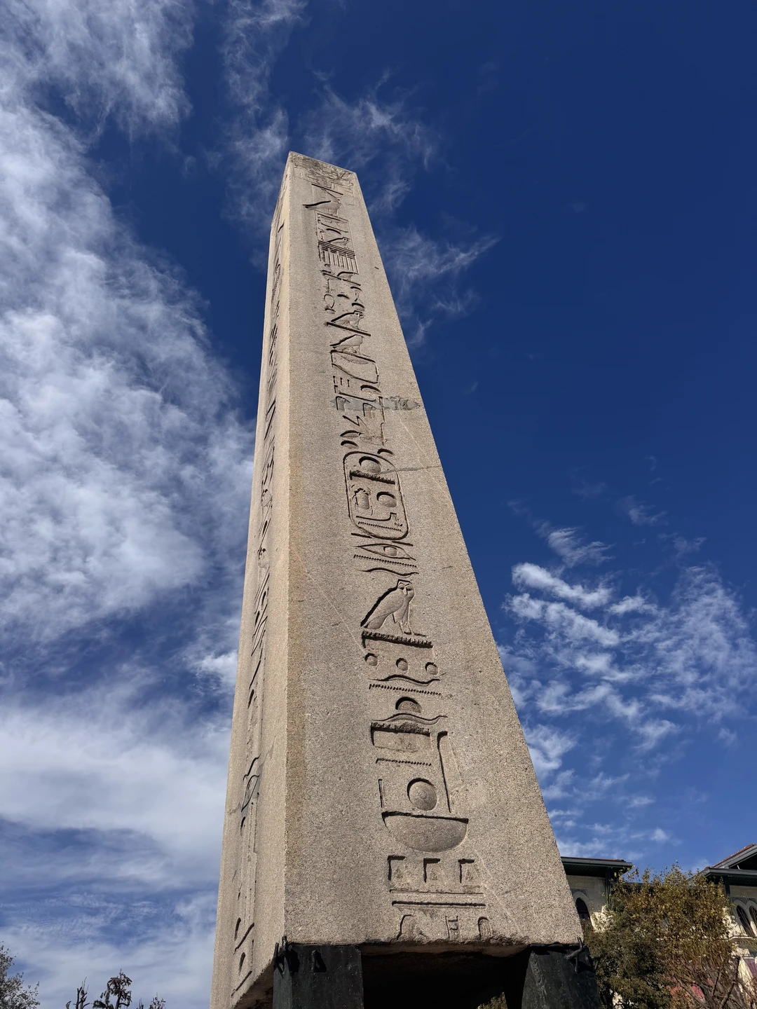 Были впервые в Стамбуле с дочкой (12 лет) хотелось структирировано преподнести информацию о городе. Мустафа -