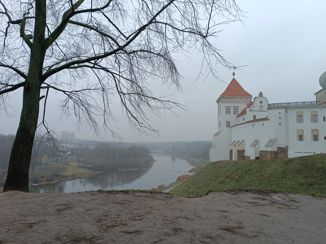 Спасибо за отличную экскурсию наполненную историей и любовью к городу Гродно. Андрей удивительный и эрудированный экскурсовод, мы в восторге))