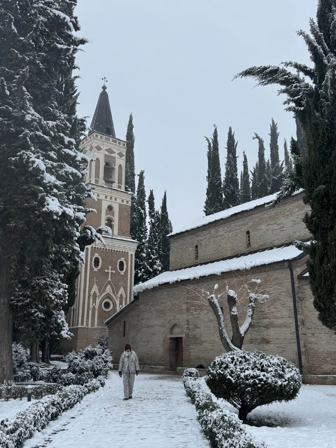 Я много путешествую, и хочу сказать, что благодаря этой экскурсии и прекрасному гиду Владимиру я полюбила