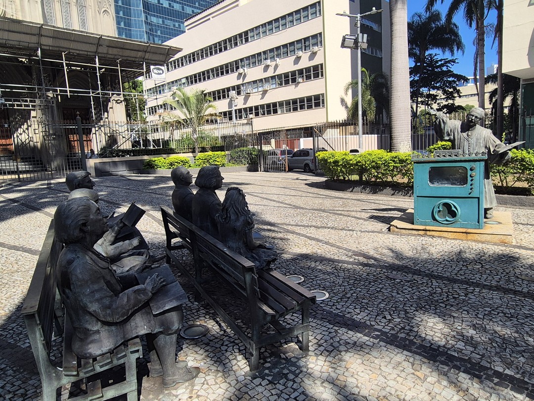 Рио оказался совсем не таким, как в сериалах)) это очень интересно, спасибо нашему гиду Оксане! Человек 10 из 10 во всех отношениях)