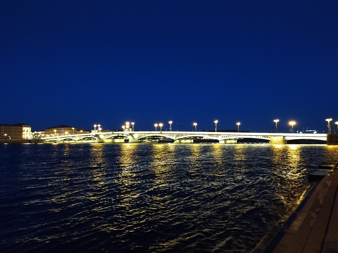 Романтика белых ночей и разводных мостов (Инна)